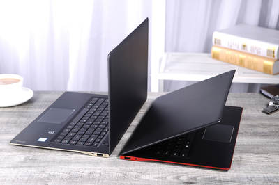 商務(wù)藍(lán)色筆記本電腦 品質(zhì)與性能的完美融合